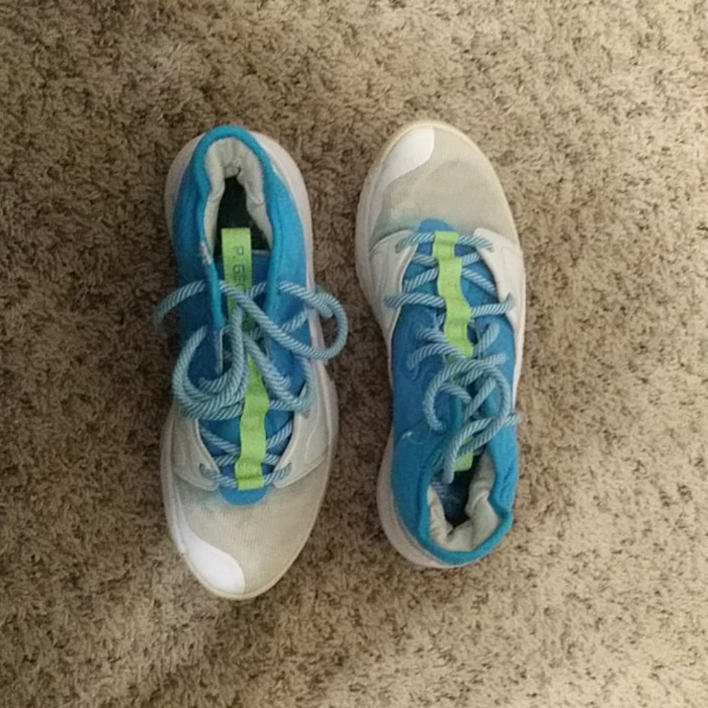 Nike shoes